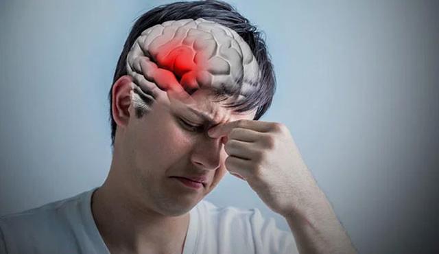 Stroke – Symptoms, Causes & Treatment Options