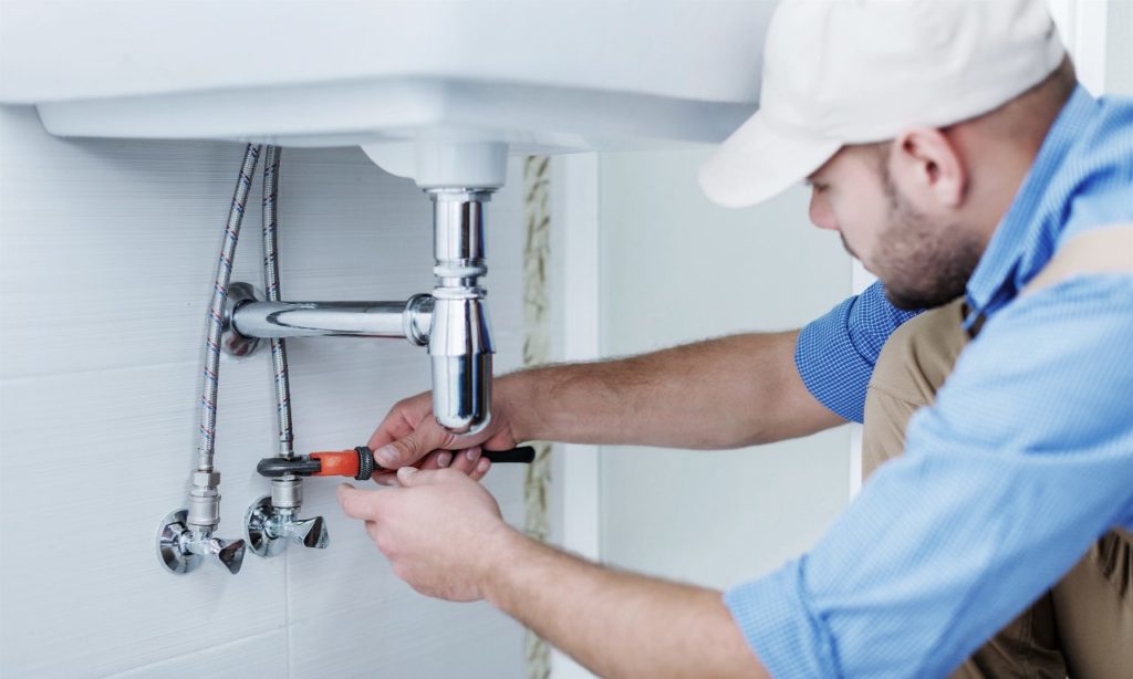Selecting the Right Plumbing Company: Ensuring Reliable and Efficient Services